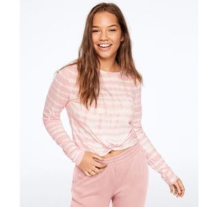 PINK Victoria’s Secret Long Sleeve Tee